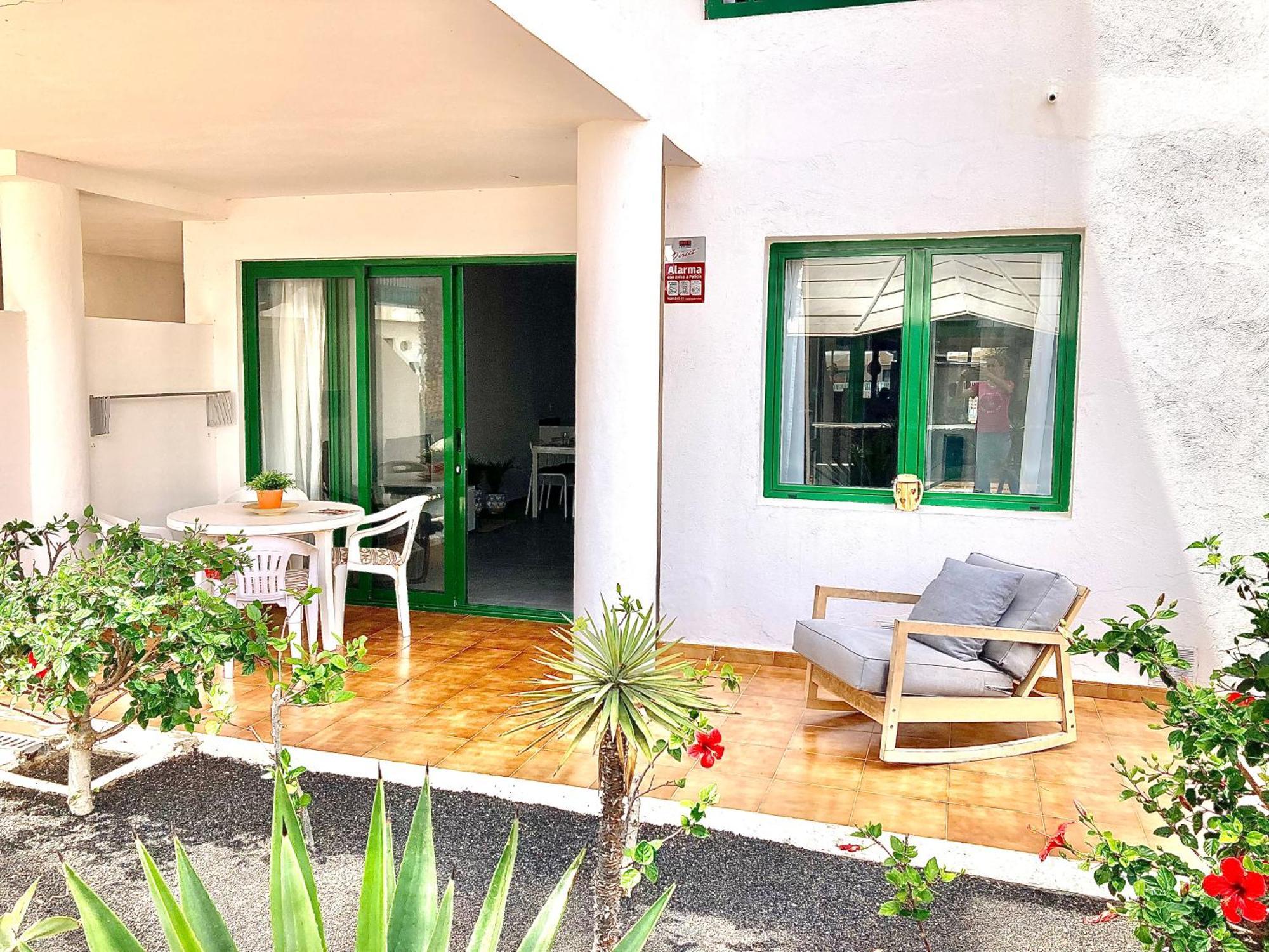 Ground Floor Apartment With Pool, Next To The Beach Costa Teguise Exterior foto